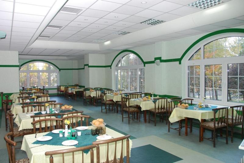 Ośrodek Uzdrowiskowy Beskid Hotel Wysowa-Zdrój Zewnętrze zdjęcie